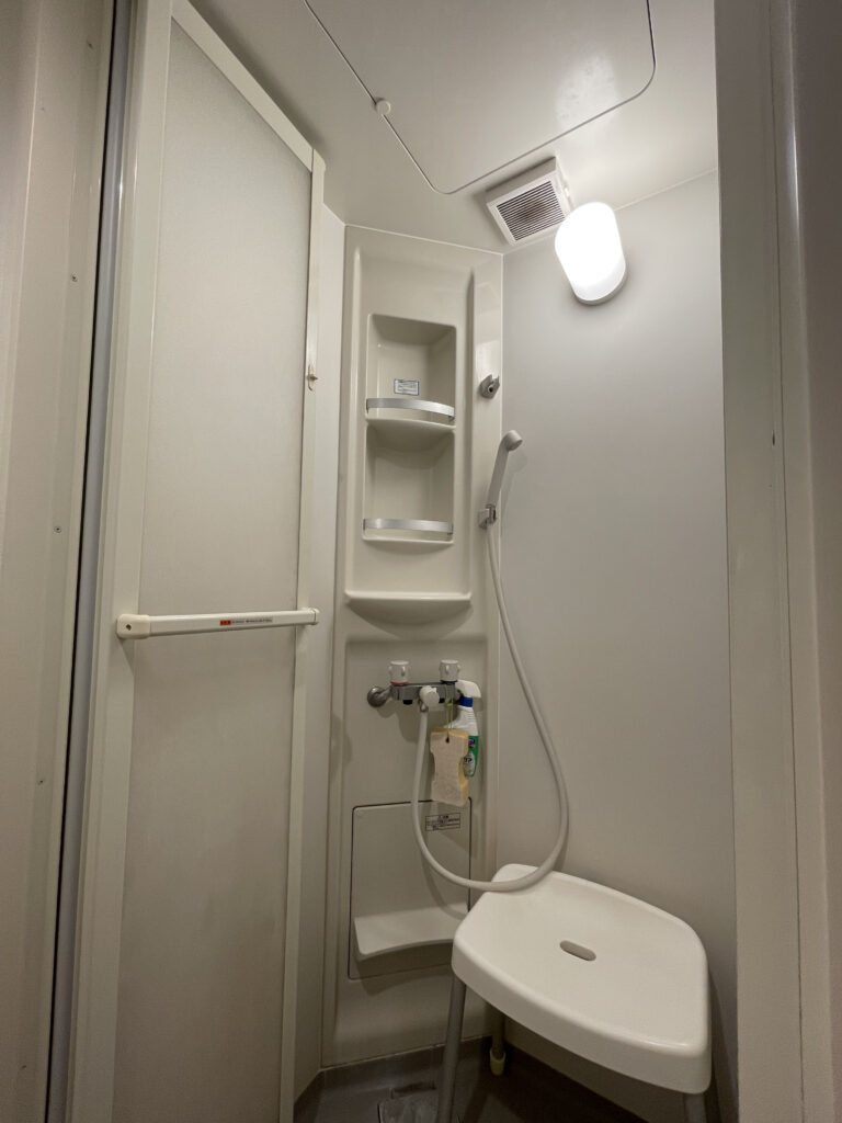 Shower booth